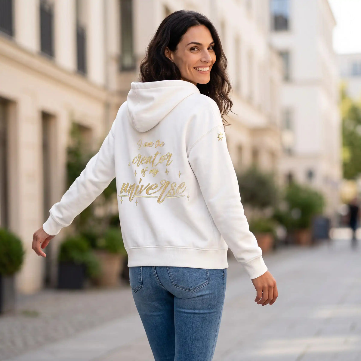 Bio Sweatjacke mit Stickerei 'I'm the creator of my universe' I white [Damen]