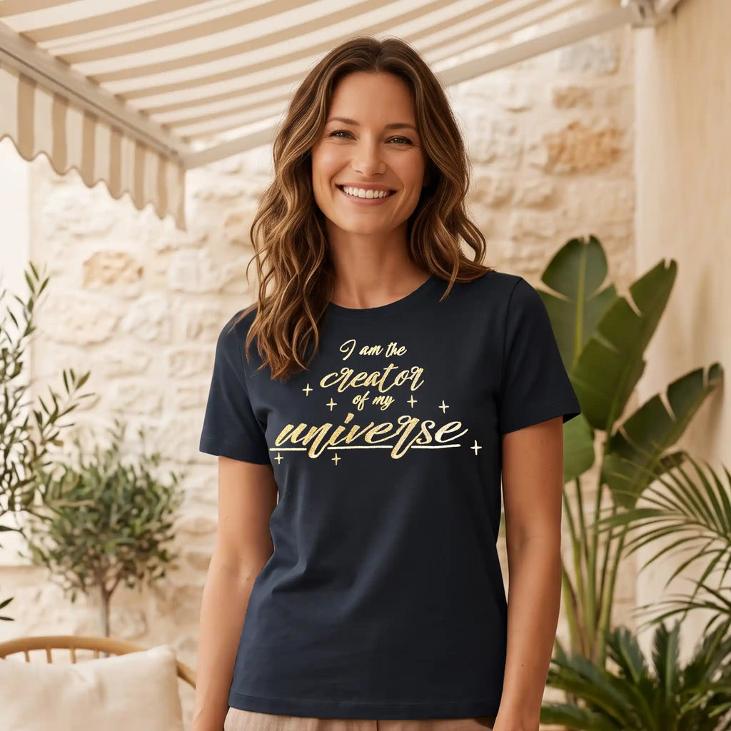 Bio-T-Shirt mit Stickerei 'I am the creator of my universe' – midnight blue [Damen]