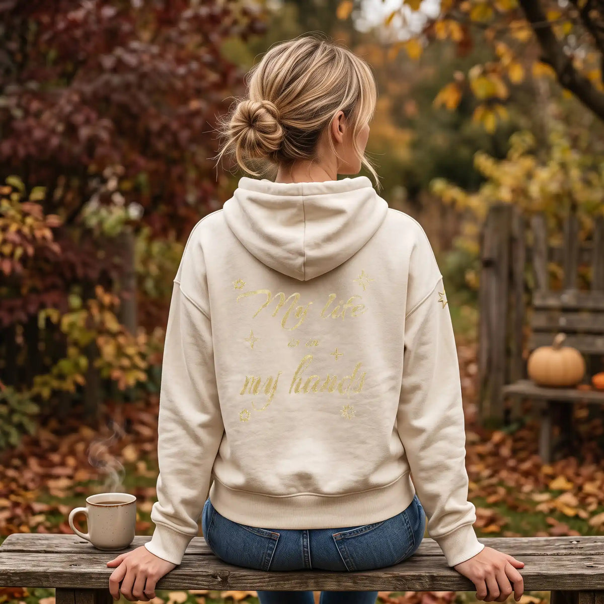 Bio Sweatjacke mit Stickerei 'My life is in my hands' I natural raw [Damen]