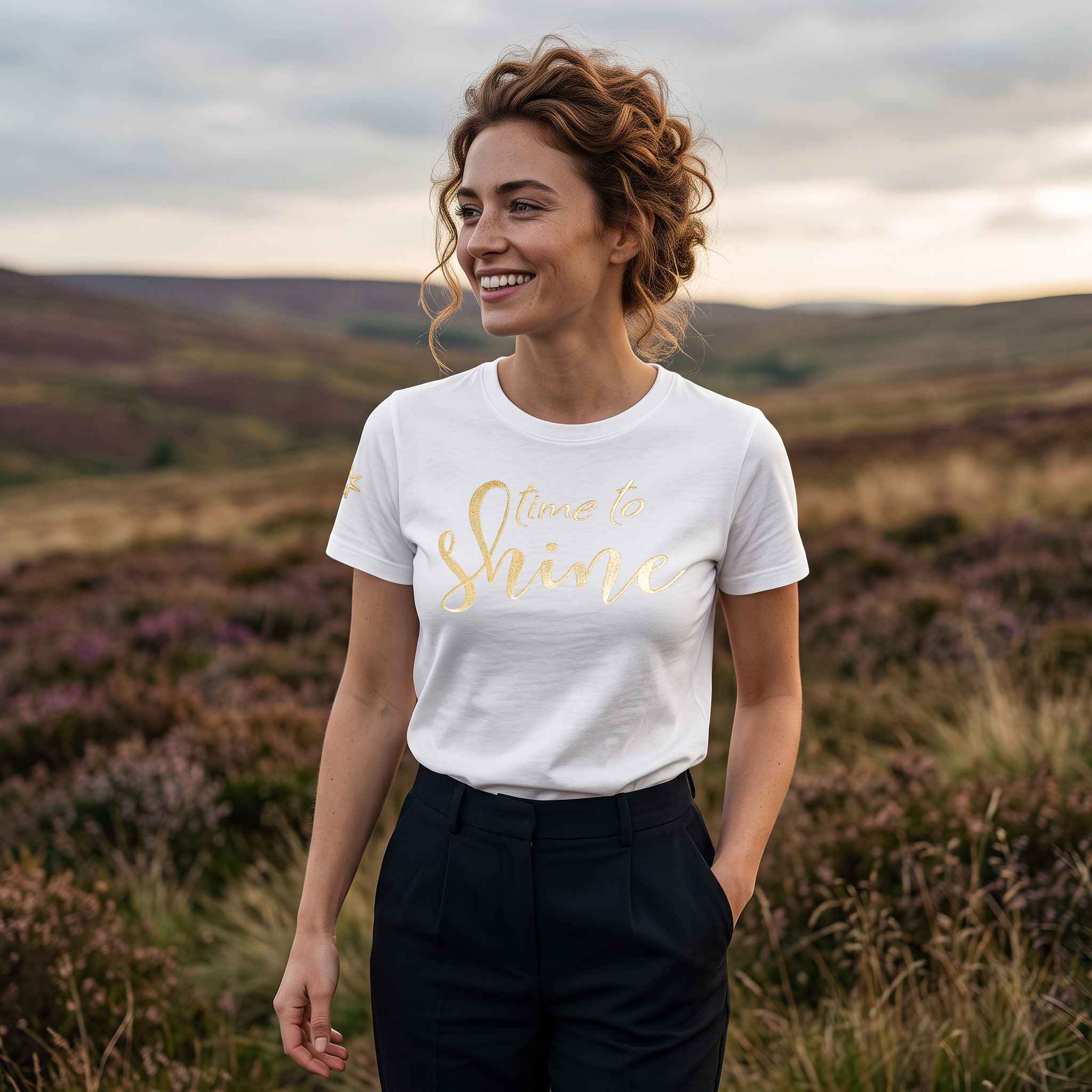 Bio-T-Shirt mit Stickerei 'Time to shine' I weiß [Damen]